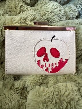 Loungefly Poison Apple Coin Purse